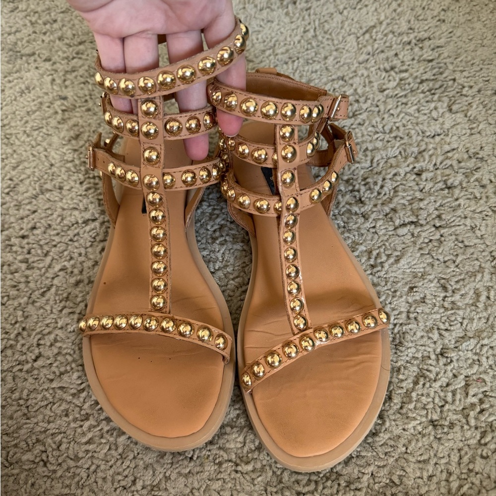 Woman sandals